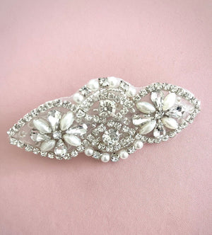 Most Popular- Pearl Bustle pin