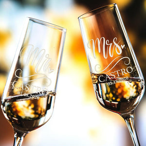 2Pcs/Set Personalized Mr and Mrs Champagne Flutes