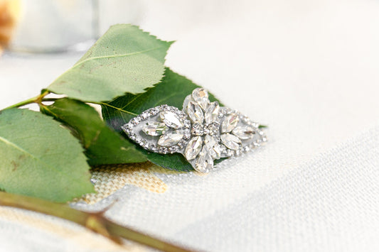 Bustle Pin